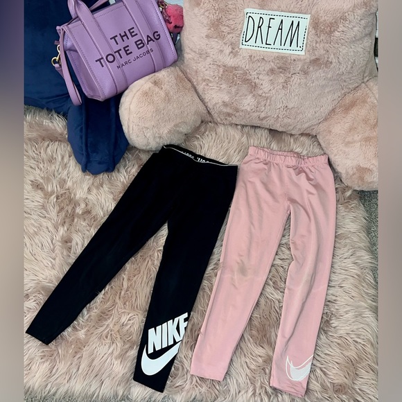 SOLD✨NIKE 2 Pairs Girls Leggings, Black & Pink, Size 6-7 Years - Picture 1 of 6